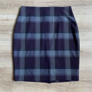 Le Chateau Classic Pencil skirt eggplant / purple plaid office business attire